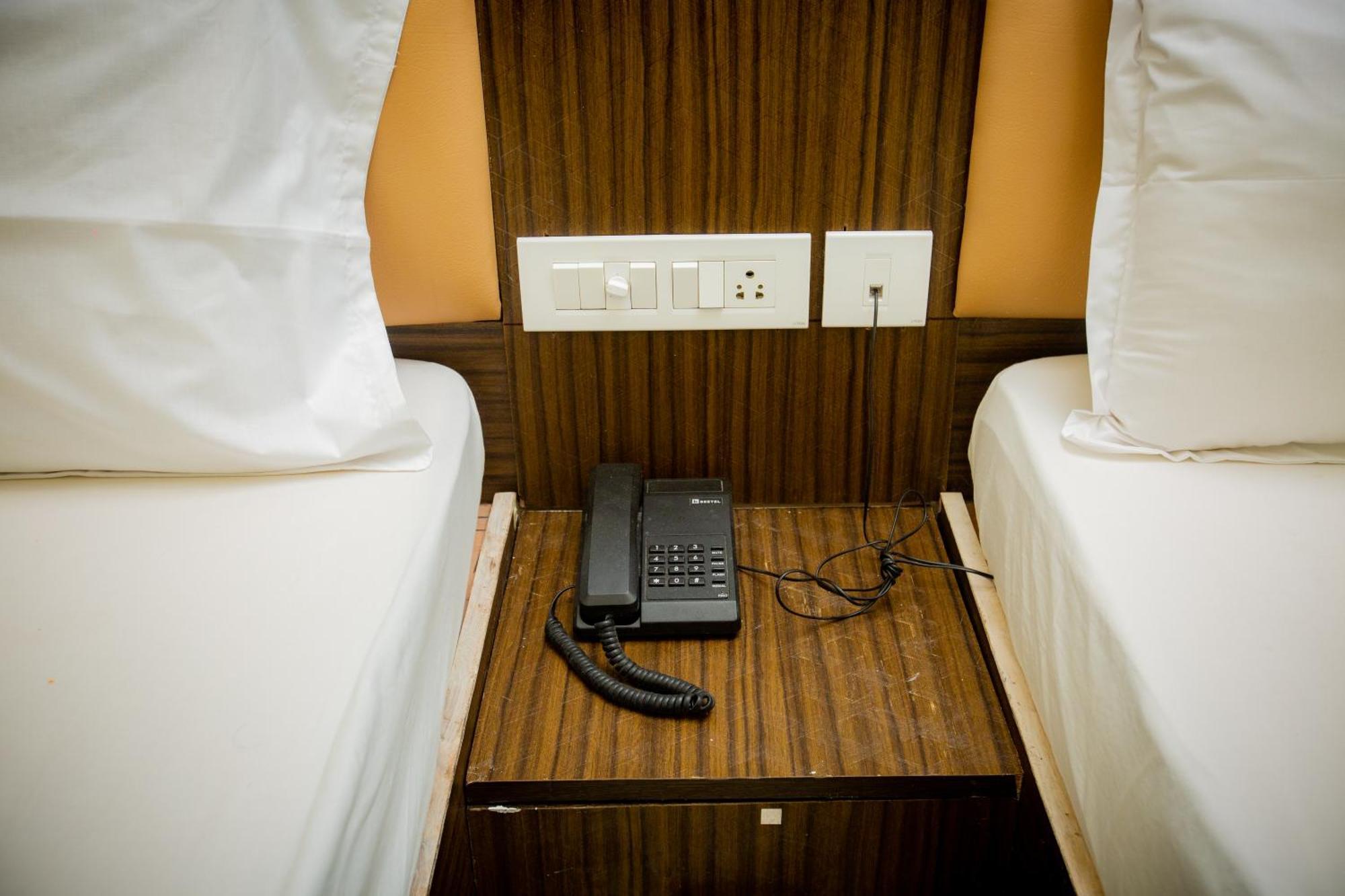 The Park Avenue Hotel - Business Class Hotel Near Central Railway Station Chennai Periyamet Buitenkant foto