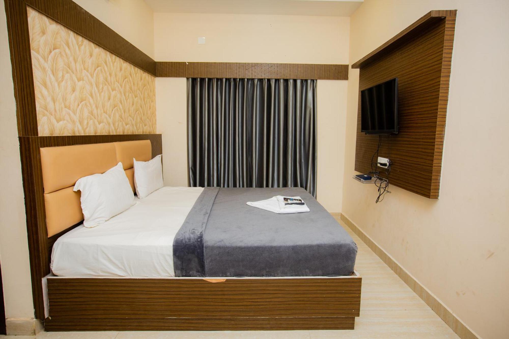 The Park Avenue Hotel - Business Class Hotel Near Central Railway Station Chennai Periyamet Buitenkant foto