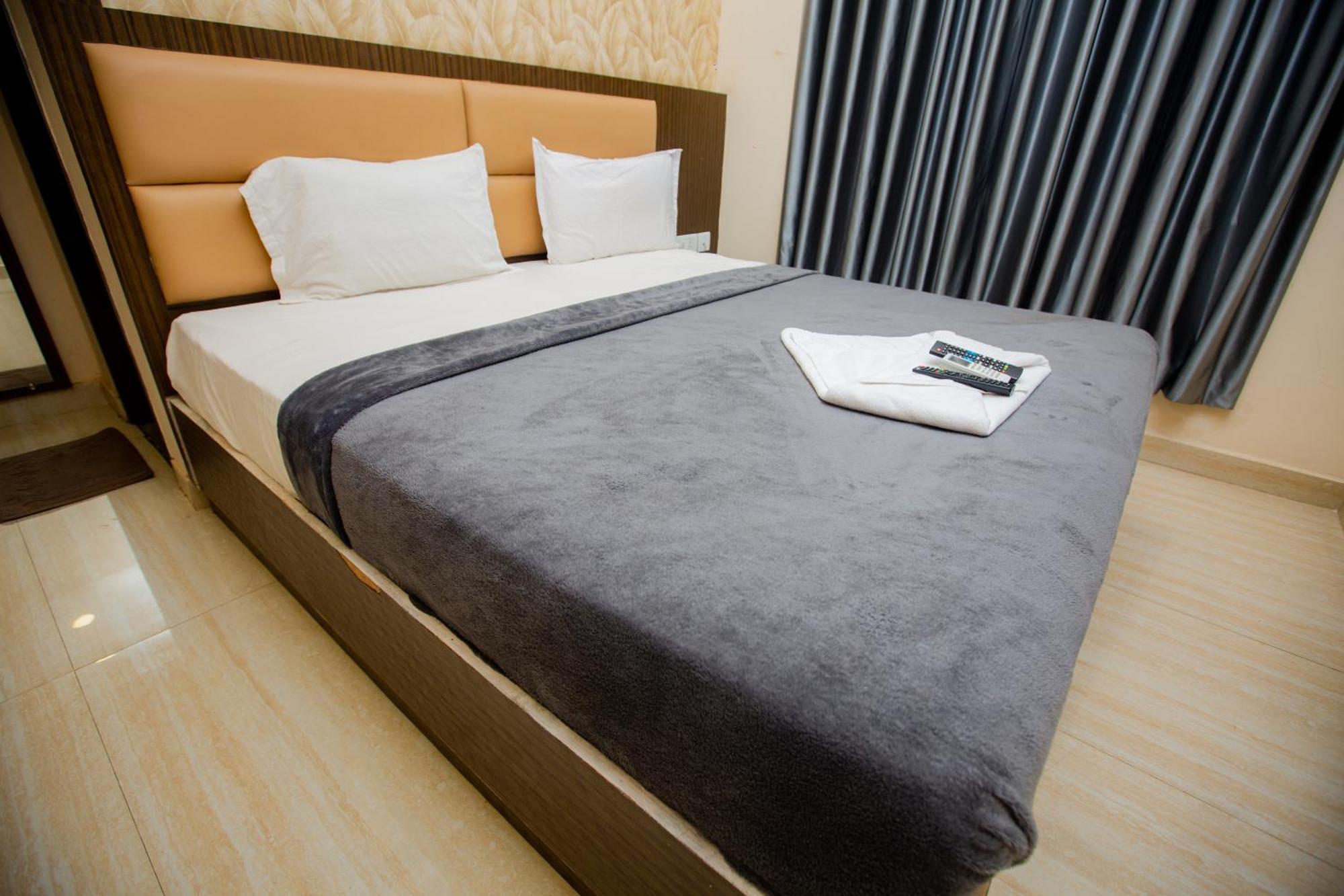 The Park Avenue Hotel - Business Class Hotel Near Central Railway Station Chennai Periyamet Buitenkant foto